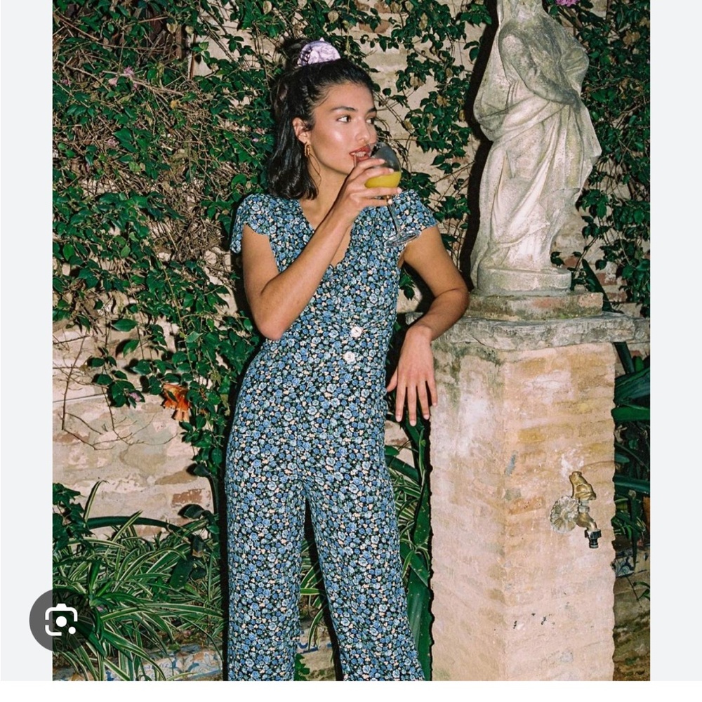 Rouje floral jumpsuit size 38. Fits like a small.